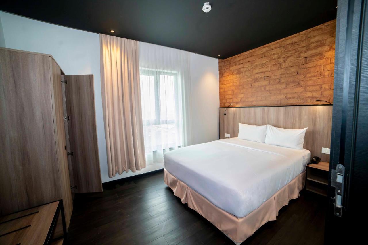 Onomo Hotel Douala Kültér fotó
