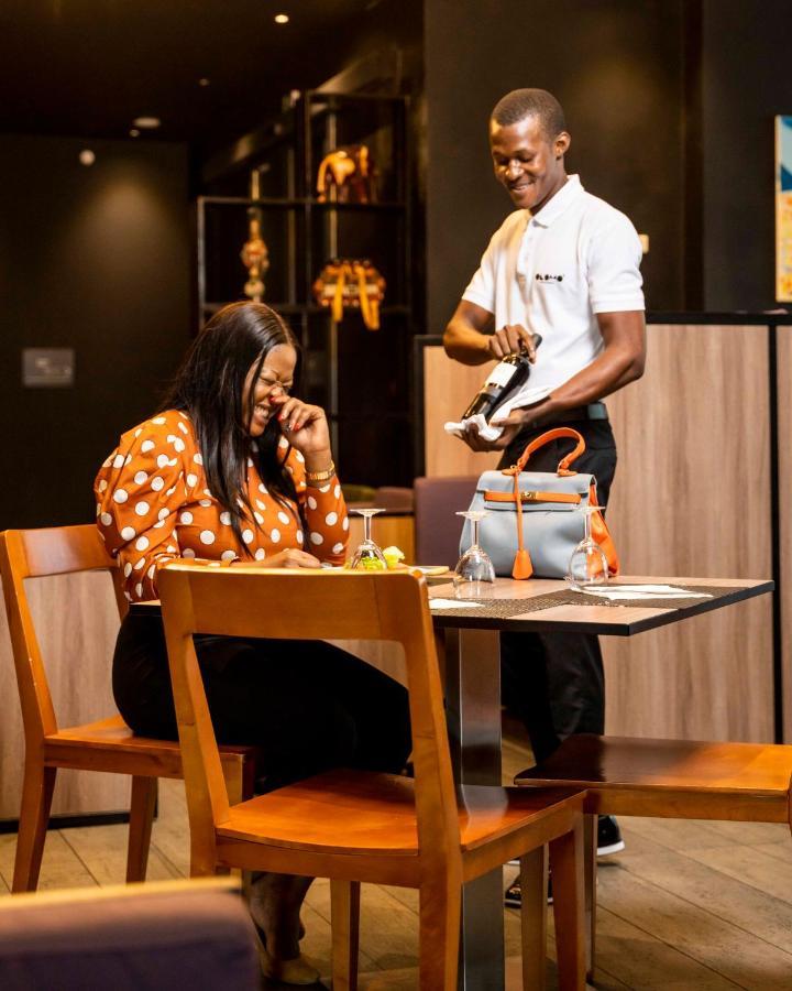 Onomo Hotel Douala Kültér fotó